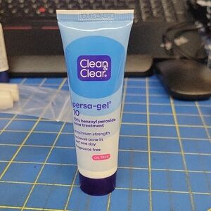 Clean & Clear Persa-Gel 10 Acne Treatment 30ml New Tube